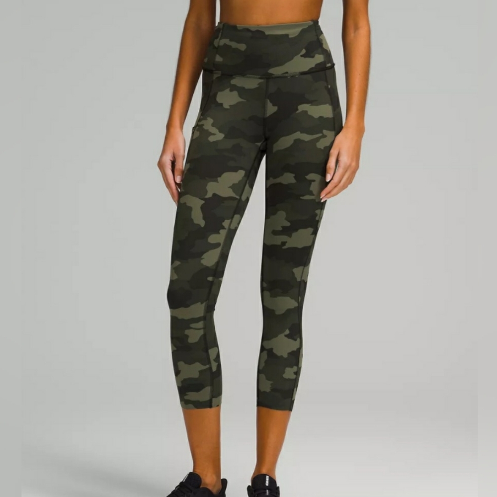 Lululemon Fast and Free High-Rise Crop 23", s4 